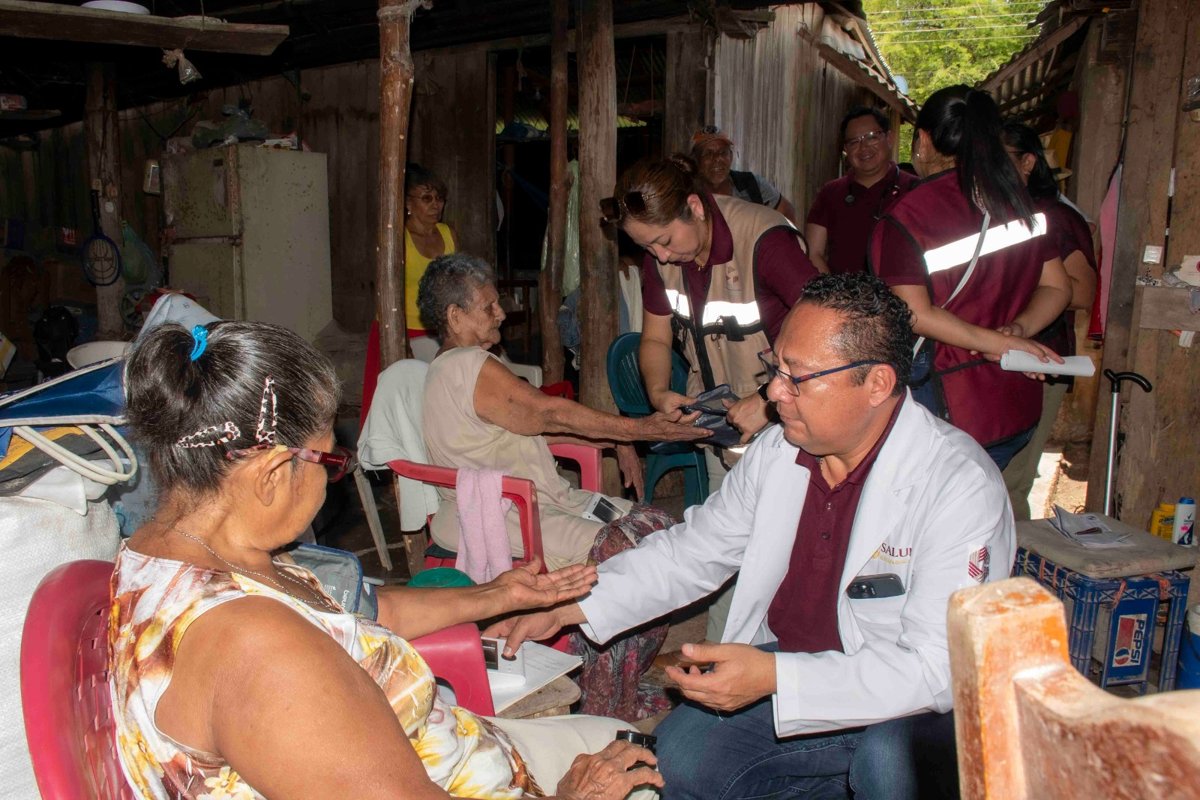 BENEFICIAN A CIUDADANOS DE MELCHOR OCAMPO CON SERVICIOS GRATUITOS DE SALUD EN TU BARRIO