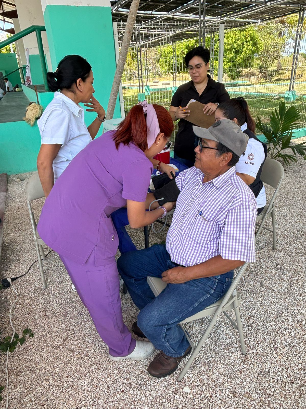 CONTINÚAN ACCIONES DE SALUD EN TU BARRIO EN EL MUNICIPIO DE ESCÁRCEGA