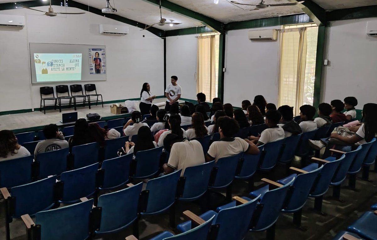 TALLERES DE PREVENCIÓN DE ADICCIONES Y MÉTODOS ANTICONCEPTIVOS PARA JÓVENES EN ESCÁRCEGA
