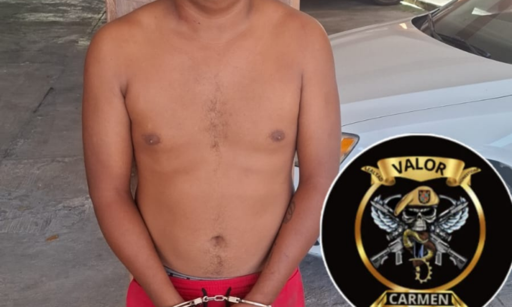 SPSC ASEGURA A SUJETO EN POSESIÓN DE PRESUNTA DROGA EN CARMEN