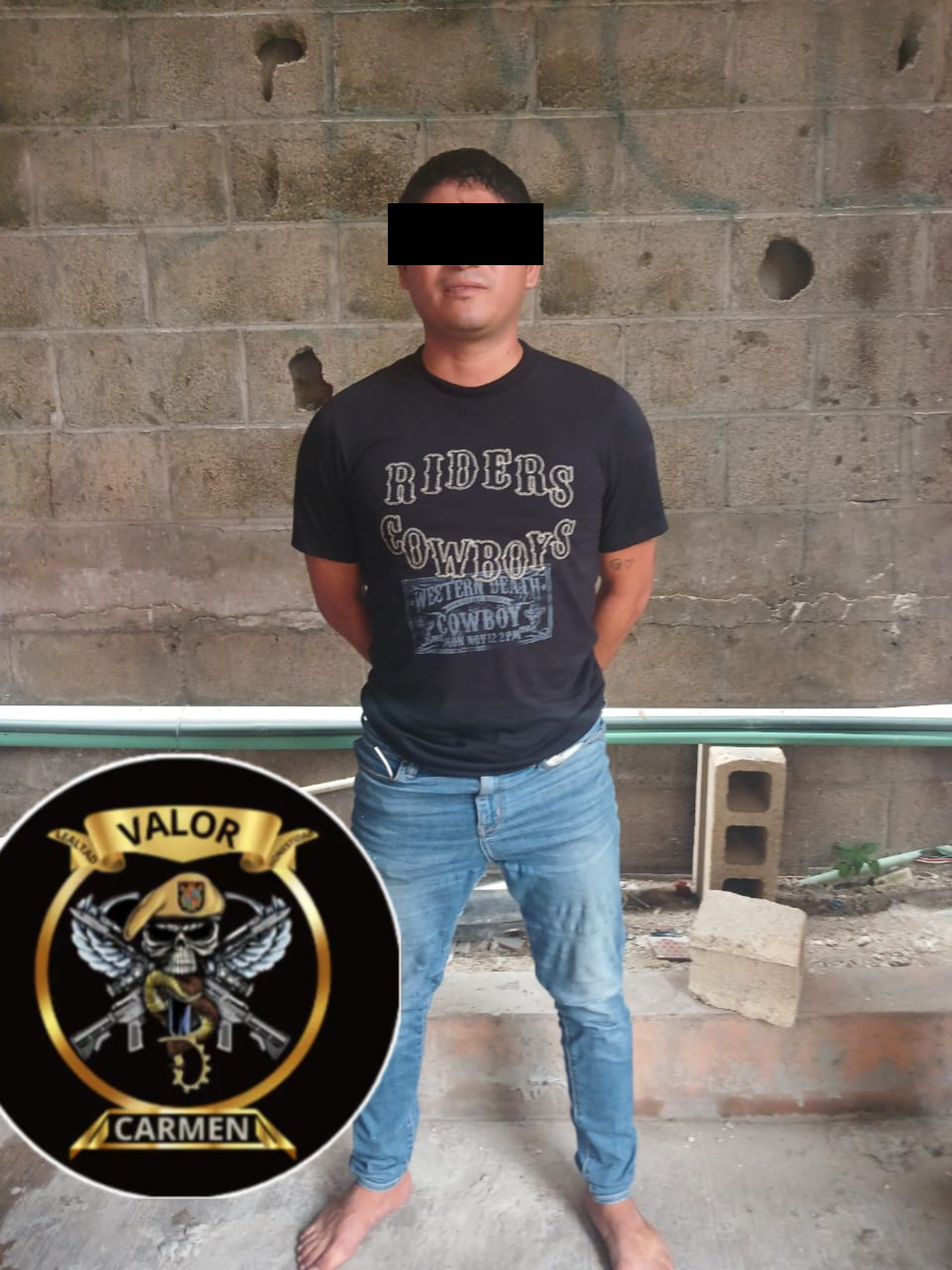 SPSC ASEGURA A SUJETO EN POSESIÓN DE PRESUNTA DROGA EN CARMEN