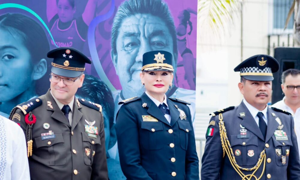 LA SPSC ENCABEZADA POR LA MTRA. MARCELA MUÑOZ ESTUVO PRESENTE EN EL DESFILE DEL 114 ANIVERSARIO DEL INICIO DE LA REVOLUCIÓN MEXICANA
