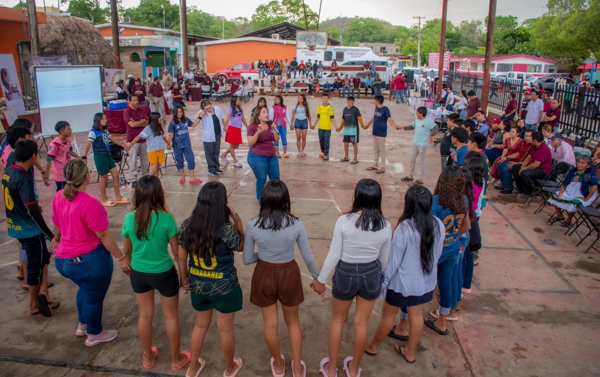PARTICIPACIÓN ACTIVA DE LA COMUNIDAD DE CUMPICH EN SALUD EN TU BARRIO