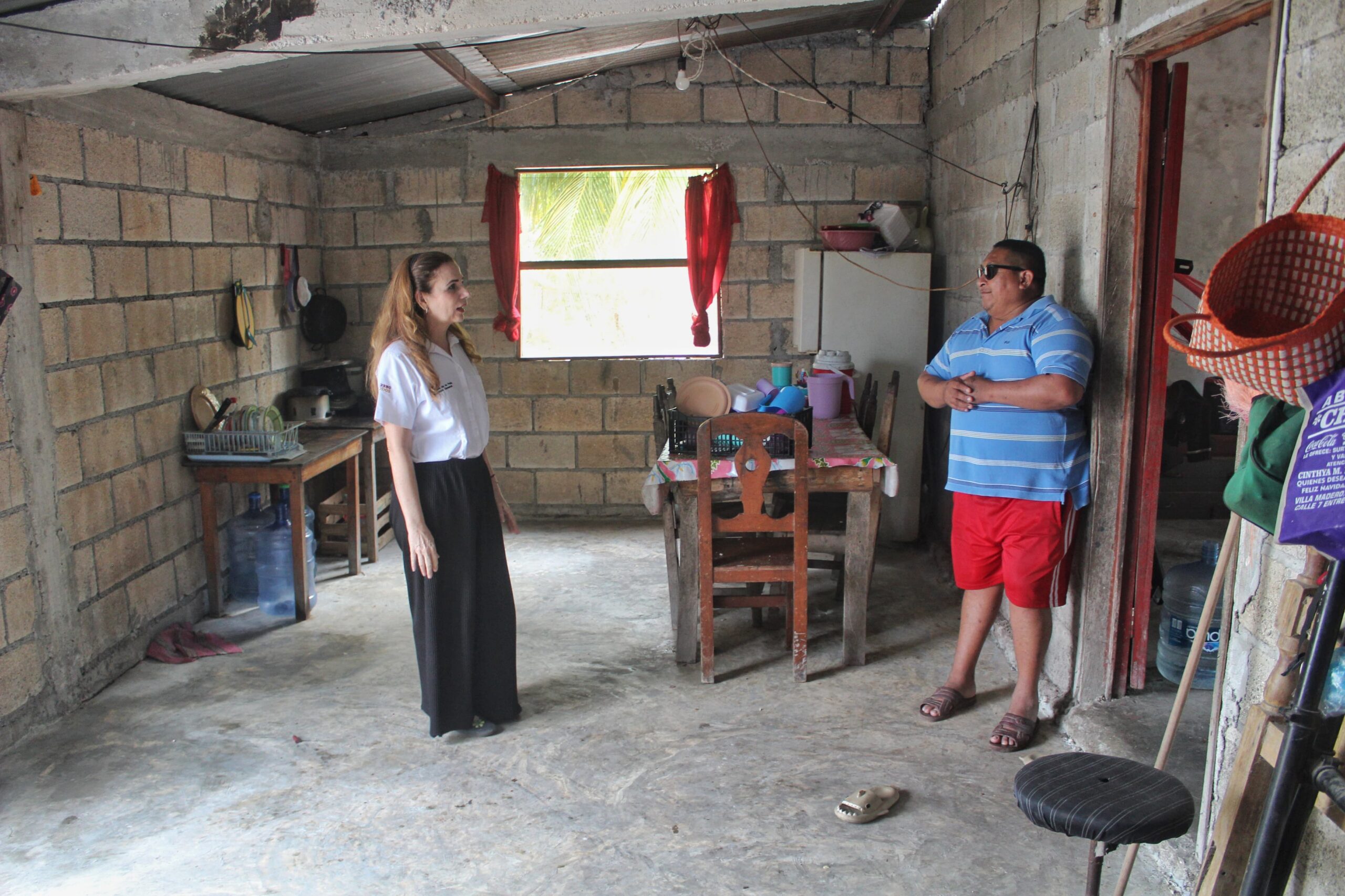 SUPERVISAN EL PROGRAMA DE PISOS Y CUARTO ADICIONAL EN EL MUNICIPIO DE SEYBAPLAYA