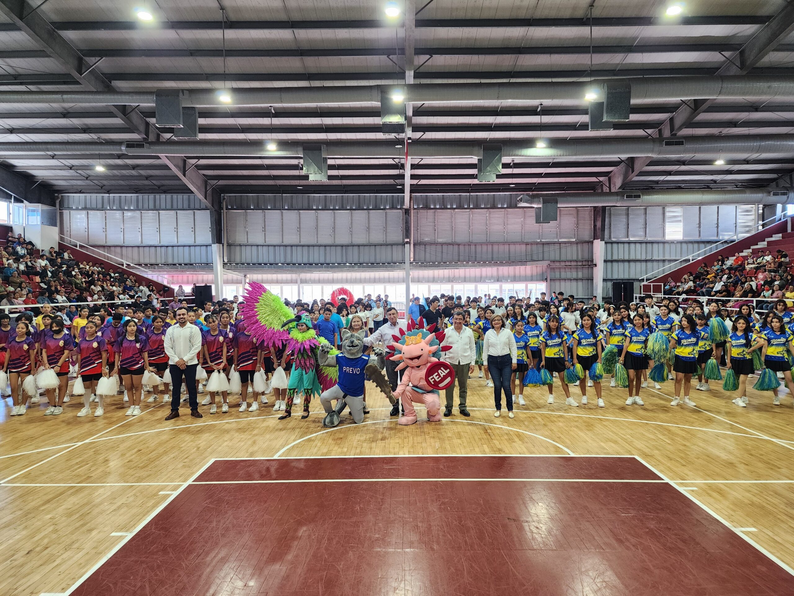 PARTICIPAN ALUMNOS DE SECUNDARIA EN CONCURSO DE TABLAS RÍTMICAS