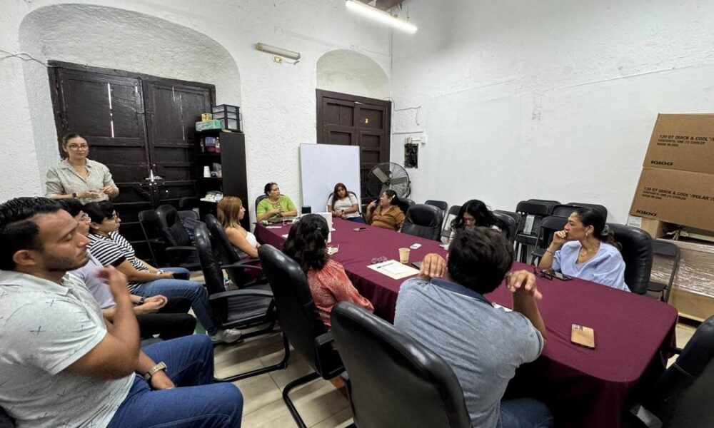 BIENESTAR ENTREGA EQUIPAMIENTO DE COCINA AL CENTRO DE EDUCACIÓN PREESCOLAR INDÍGENA “JACINTO CANEK”