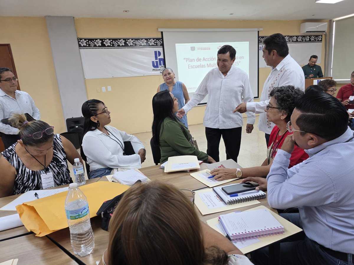 PERSONAL EDUCATIVO DE NIVEL BÁSICO PARTICIPA EN ELABORACIÓN DEL PLAN DE ACCIÓN ESTRATÉGICO DE ESCUELAS MULTIGRADO