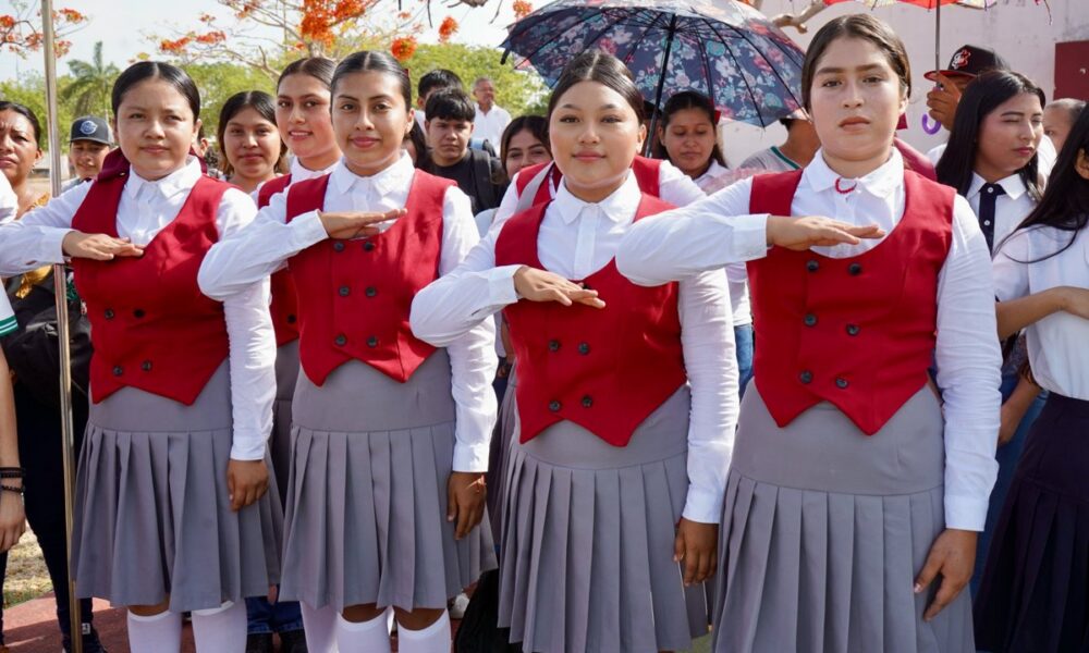 PARTICIPAN ESTUDIANTES DE TELEBACHILLERATO EN ENCUENTRO ESTATAL
