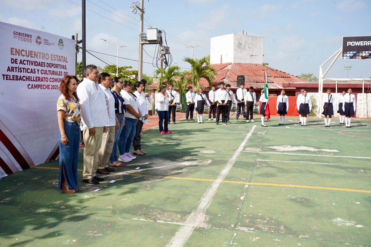 PARTICIPAN ESTUDIANTES DE TELEBACHILLERATO EN ENCUENTRO ESTATAL