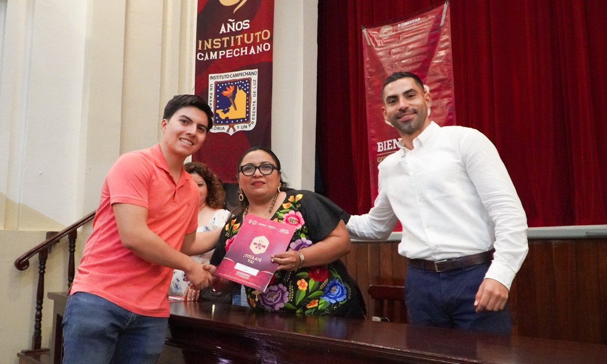 IMPULSA BIENESTAR LA TITULACIÓN DE JÓVENES EGRESADOS CON APOYO ECONÓMICO