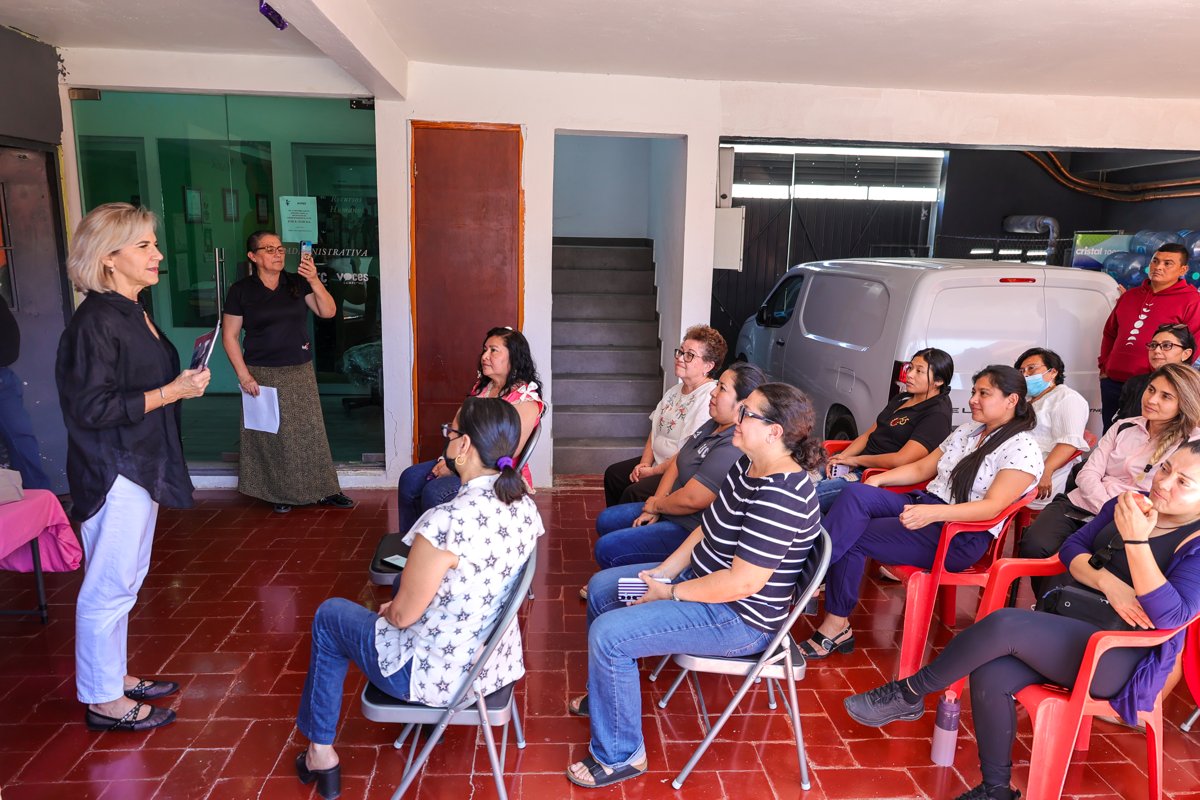 IMEC IMPULSA LA DIFUSIÓN DE DERECHOS CON ENTREGA DE CARTILLAS DE LOS DERECHOS DE LAS MUJERES EN ARTEC Y TRC
