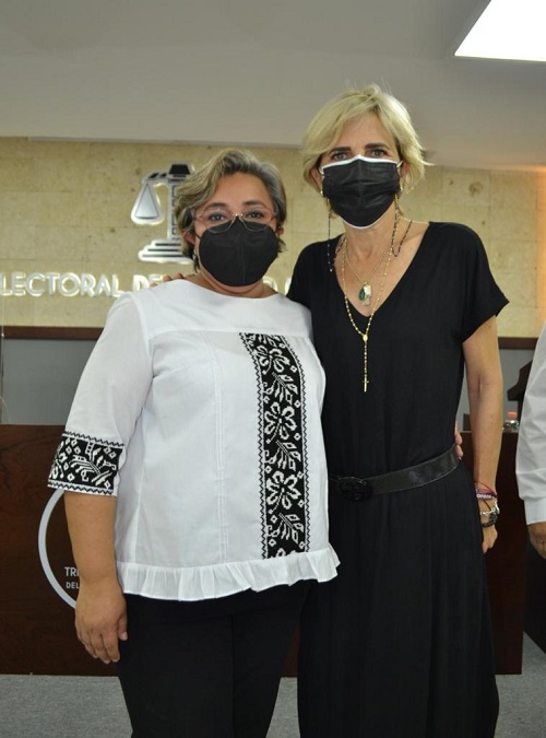 Mujeres, Capacitadas Para Cargos De Toma De Decisiones: Kelleher