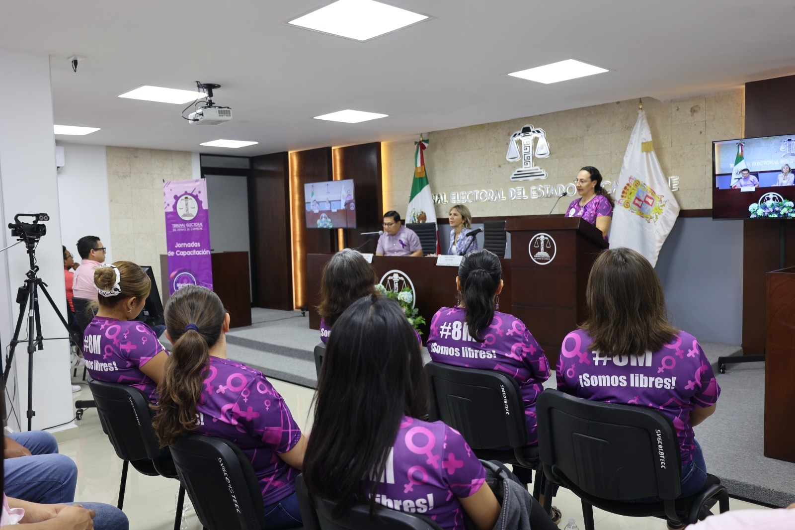 Imec Entrega Placa De Distintivo Morado Al Sector Empresarial E Institución Pública