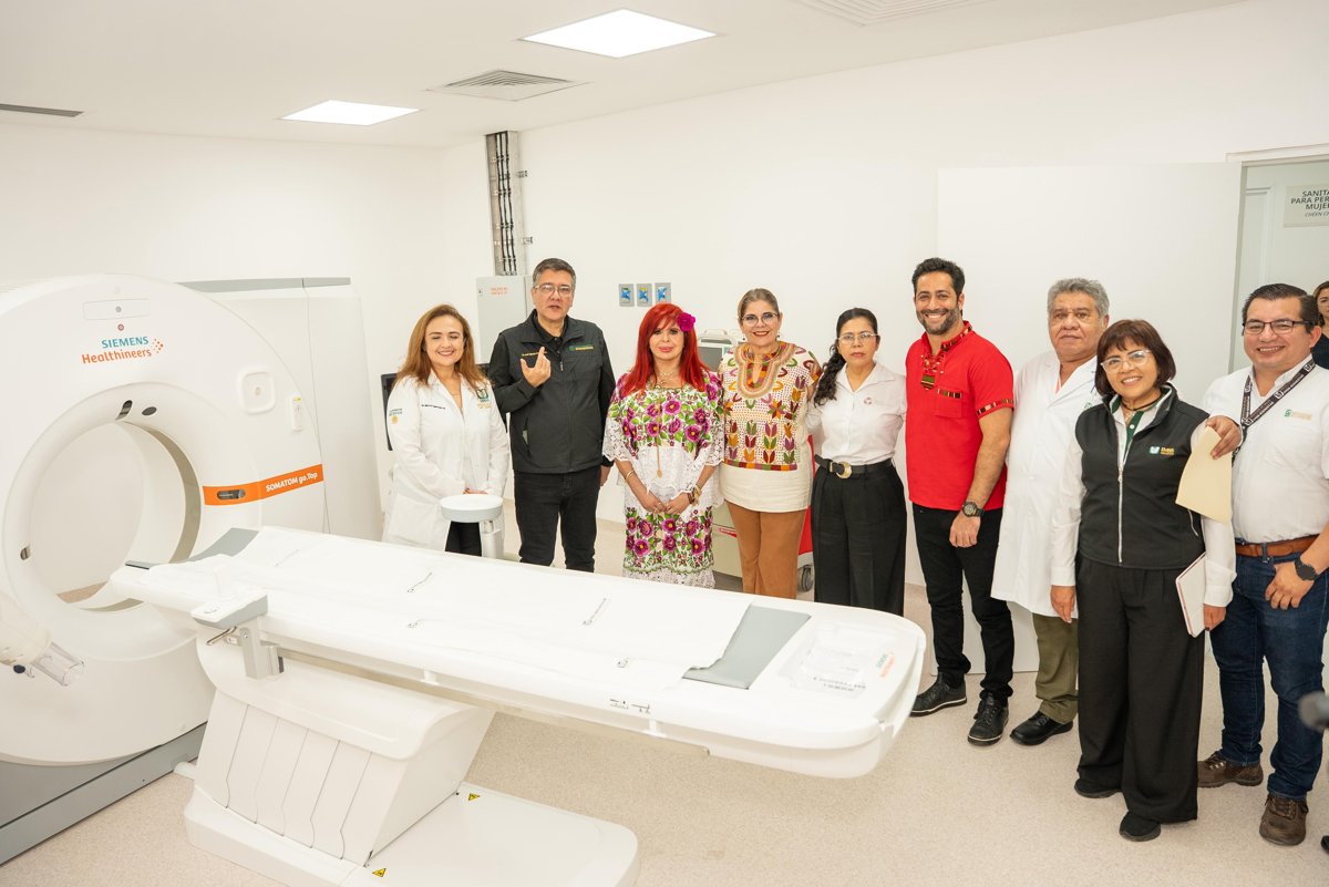 EN GIRA DE TRABAJO POR EL MUNICIPIO DE CARMEN LA GOBERNADORA, LAYDA SANSORES SAN ROMÁN, INAUGURÓ Y SUPERVISÓ OBRAS EDUCATIVAS Y DE SALUD