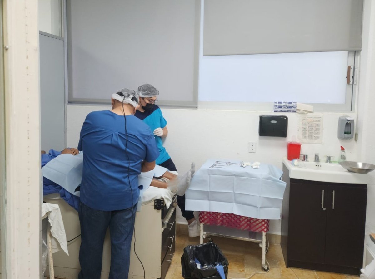 PARTICIPAN DERECHOHABIENTES DEL ISSSTE EN JORNADA DE VASECTOMÍA SIN BISTURÍ