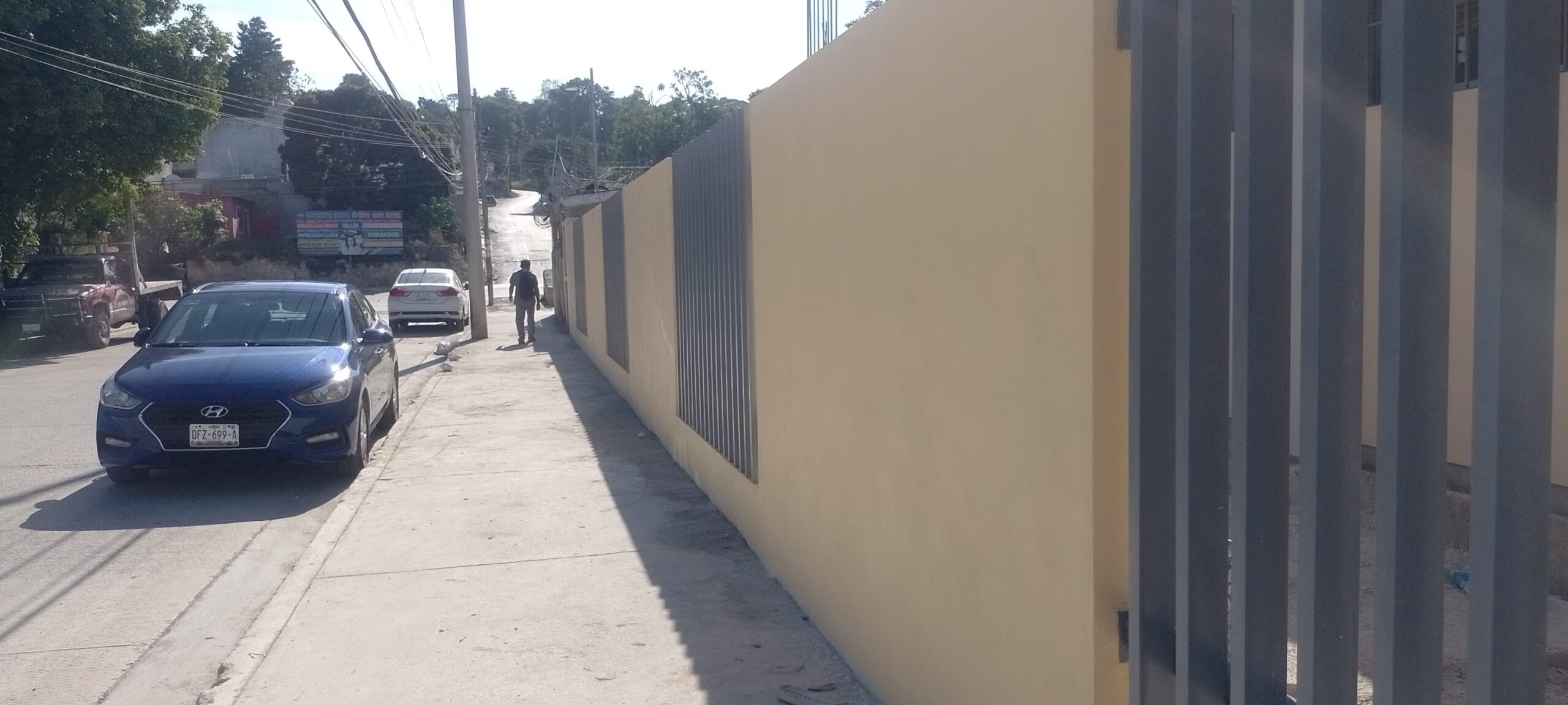 POR CONCLUIR TRABAJOS DE CONSTRUCIÓN Y REHABILITACIÓN EN LA PRIMARIA ''MANUEL GUAL VIDAL'' EN LA CIUDAD CAPITAL