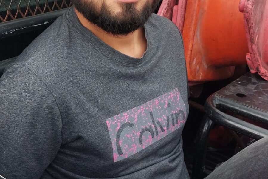SPSC ASEGURA A TRES SUJETOS EN SABANCUY POR PRESUNTA POSESIÓN DE ARMA DE FUEGO Y SUSTANCIAS ILÍCITAS