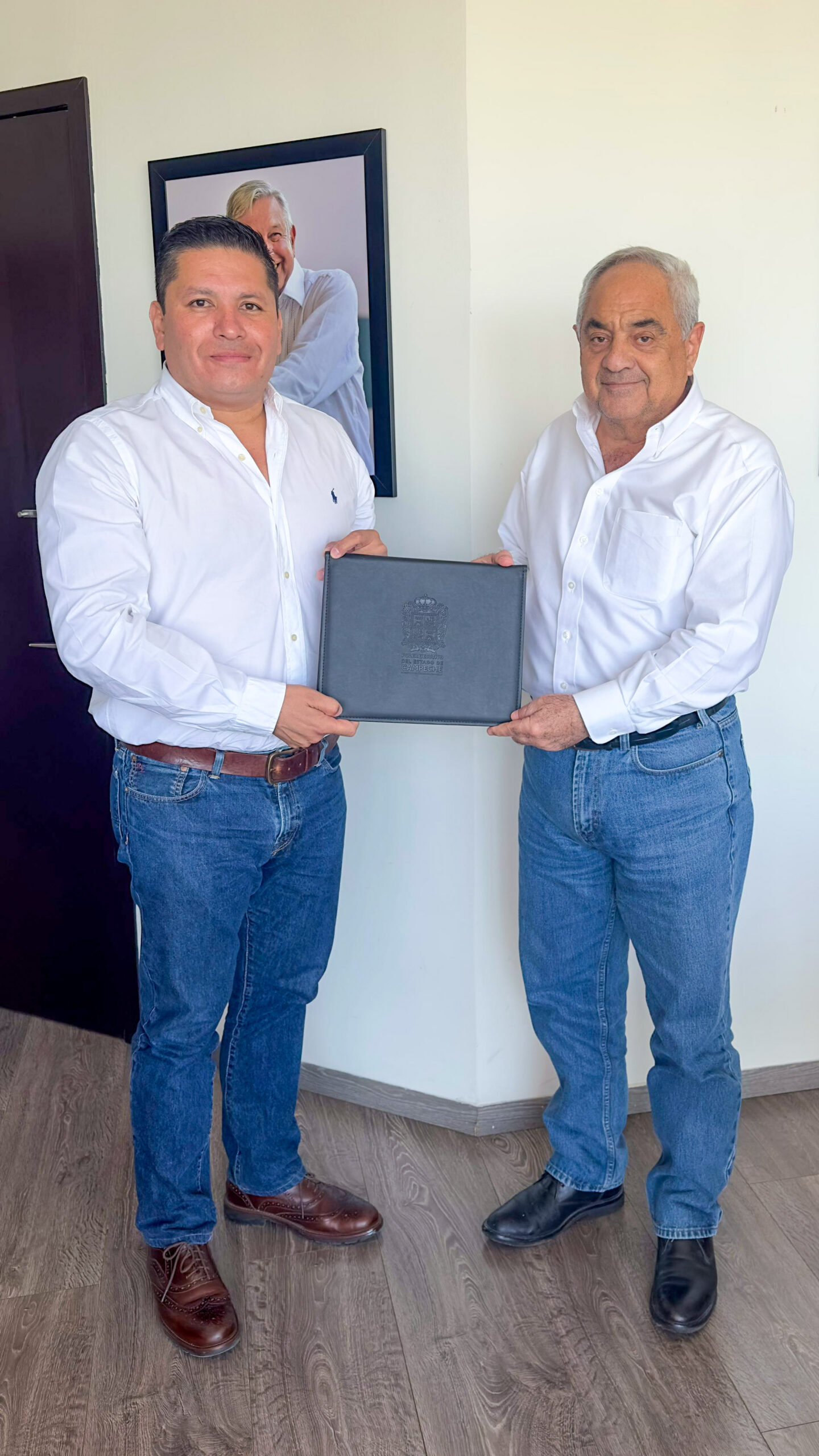 ENTREGA DE NOMBRAMIENTO A TITULAR DE SUBSECRETARIO DE GOBIERNO DE CARMEN