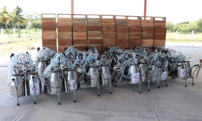 ENTREGA DE MÁQUINAS ORDEÑADORAS PARA EL FORTALECIMIENTO DE PRODUCTORES PECUARIOS