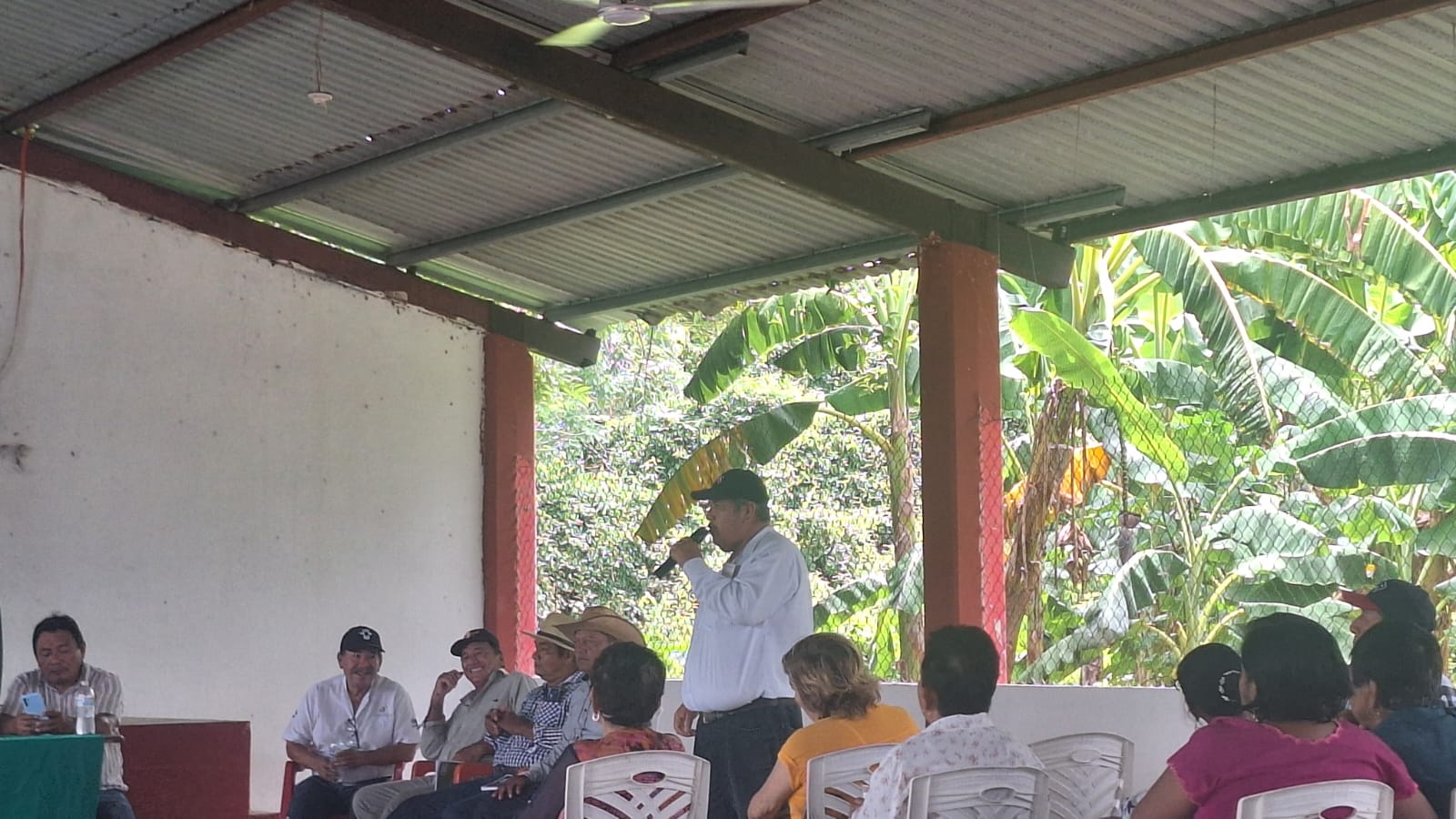 PRODUCTORES DE PALIZADA PRESENTAN INFORME DE ACTIVIDADES