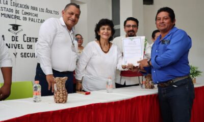 ADULTOS SALEN DE REZAGO EDUCATIVO EN PALIZADA GRACIAS A PROGRAMAS DEL IEEA CAMPECHE