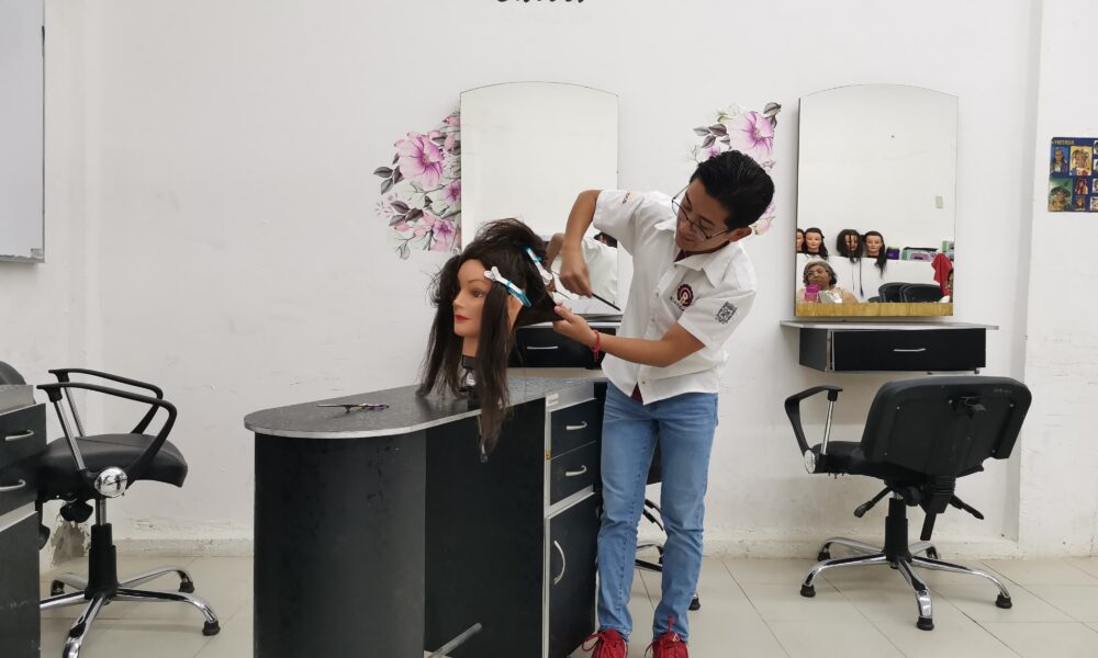INICIO DE CURSOS DE LA ACCIÓN MÓVIL SEYBAPLAYA