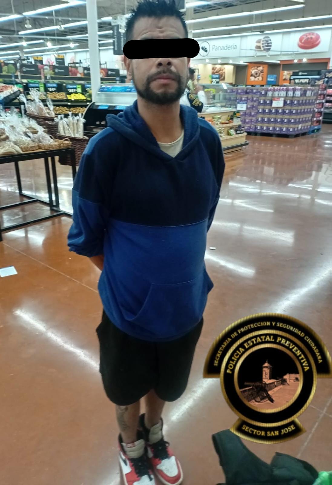 SPSC ASEGURA A SUJETO EN SUPERMERCADO DE LA CAPITAL DEL ESTADO