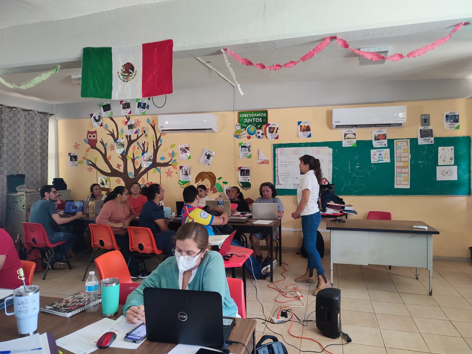 LA SE SIPINNA REALIZA CAPACITACIÓN A DOCENTES EN LA TEMÁTICA DE CRIANZA POSITIVA EN TELESECUNDARIA DEL ESTADO DE CAMPECHE