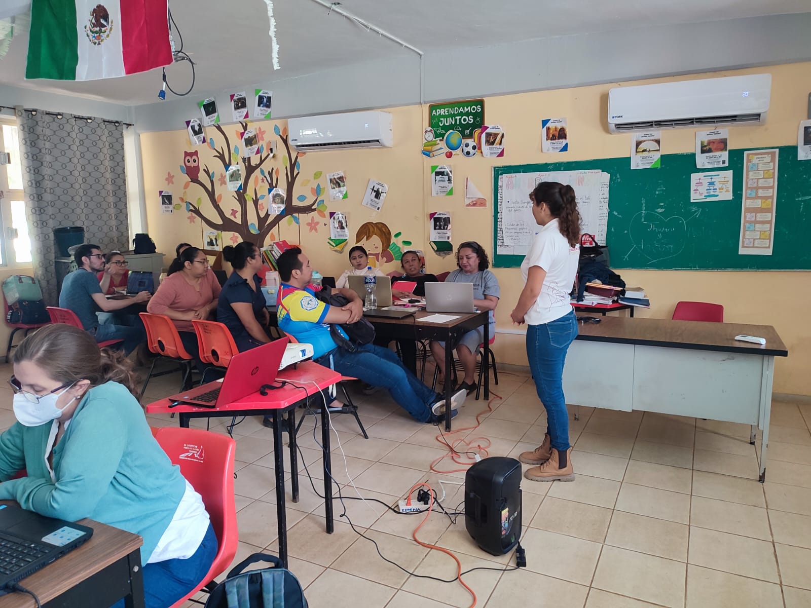LA SE SIPINNA REALIZA CAPACITACIÓN A DOCENTES EN LA TEMÁTICA DE CRIANZA POSITIVA EN TELESECUNDARIA DEL ESTADO DE CAMPECHE