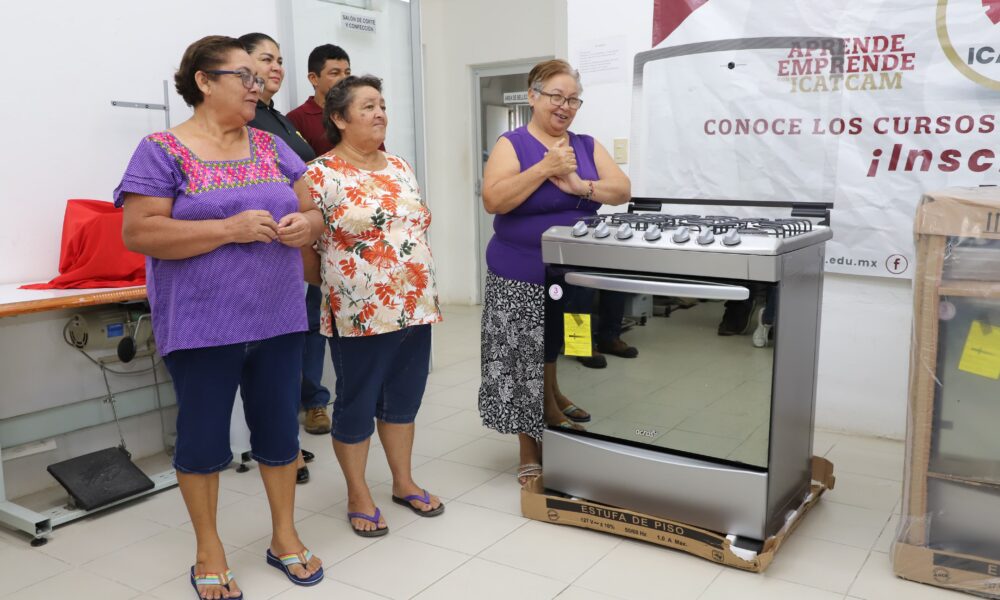 SE REALIZA LA ENTREGA DE MATERIAL PARA EL ICAT ACCIÓN MÓVIL SEYBAPLAYA