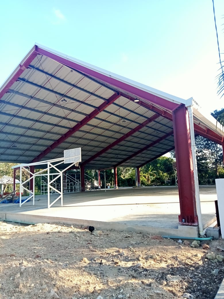 85% DE AVANCE EN CONSTRUCCIÓN DE CANCHA EN CENTAUROS DEL NORTE, CALAKMUL