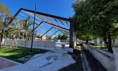 MÁS DEL 75% DE AVANCE EN LA CONSTRUCCIÓN DE CANCHA Y PARQUE EN SABANCUY, CARMEN