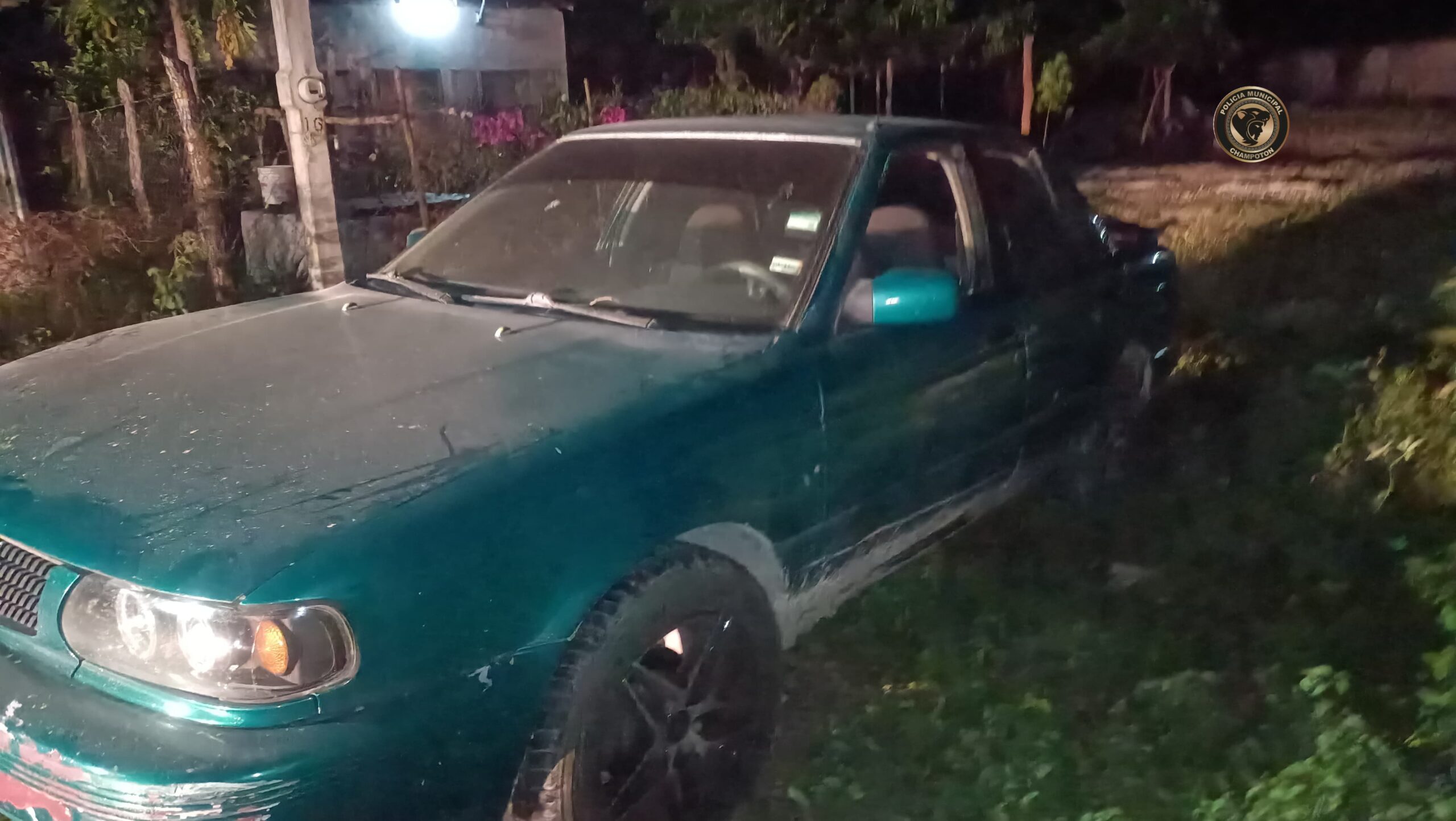 POLICÍA MUNICIPAL DE CHAMPOTÓN ASEGURA A DOS SUJETOS