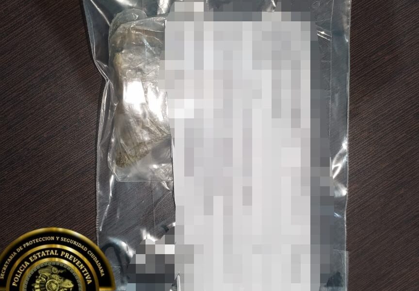 SPSC ASEGURA A DOS PERSONAS EN POSESIÓN DE PRESUNTA DROGA EN LA CAPITAL DEL ESTADO