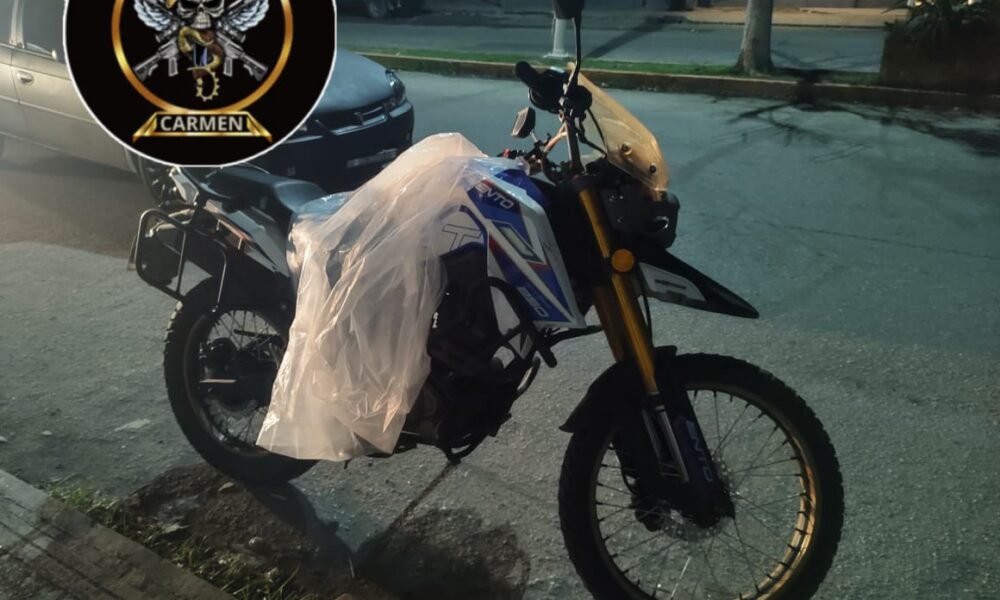 SPSC ASEGURA MOTOCICLETA EN EL MUNICIPIO DE CARMEN