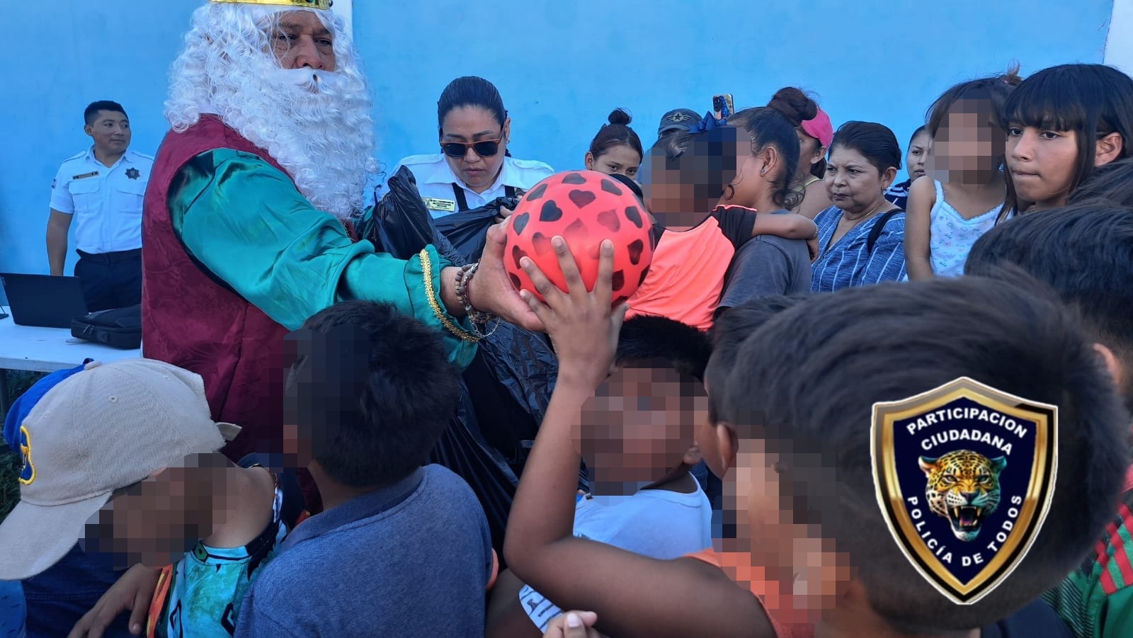 SPSC LLEVA “CARAVANA DE REYES MAGOS” AL MUNICIPIO DE CARMEN