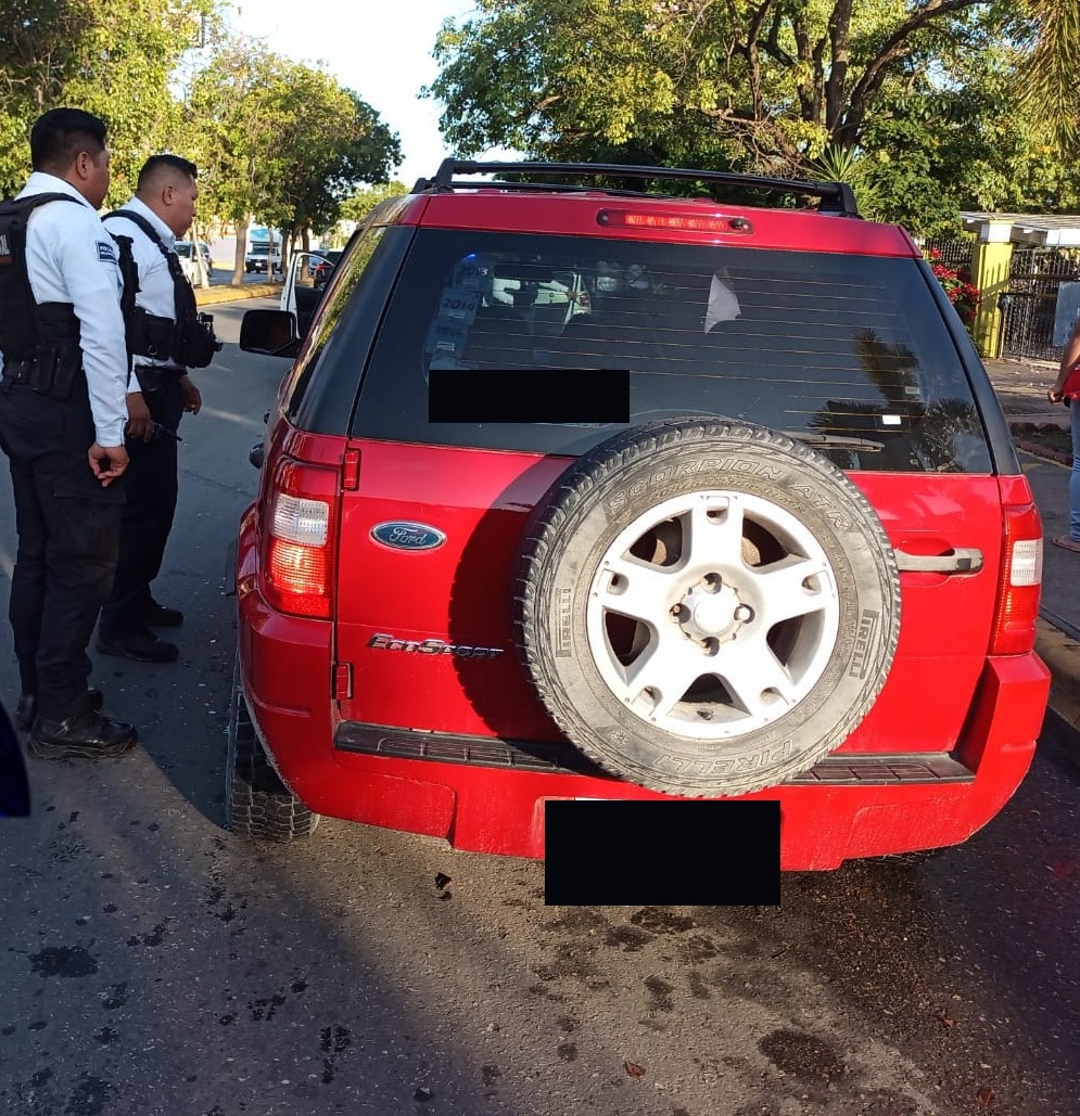 SPSC ASEGURA VEHÍCULO EN LA CAPITAL DEL ESTADO