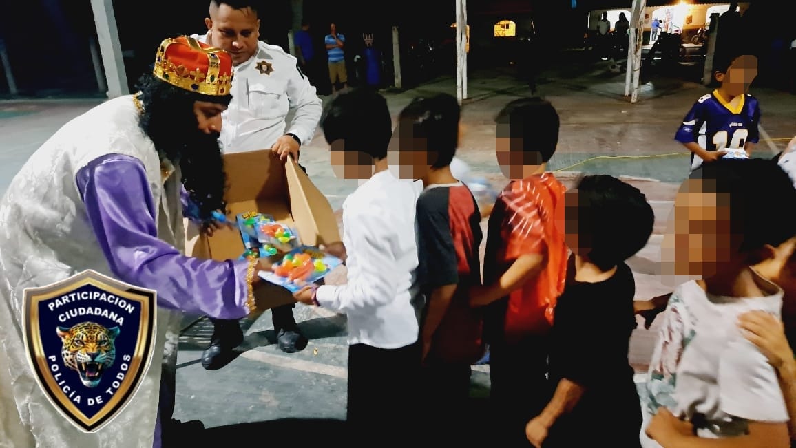 SPSC LLEVA “CARAVANA DE REYES MAGOS” AL MUNICIPIO DE CHAMPOTÓN