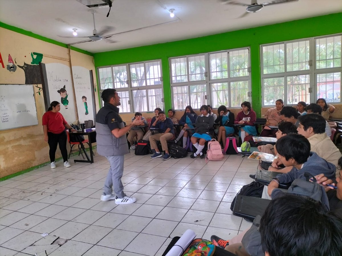 LA SE SIPINNA REALIZA TALLERES EN MATERIA DE SALUD MENTAL EN LA ESCUELA SECUNDARIA GENERAL No. 3 “INSTITUTO CAMPECHANO” EN COORDINACIÓN CON DIFERENTES DEPENDENCIAS GUBERNAMENTALES