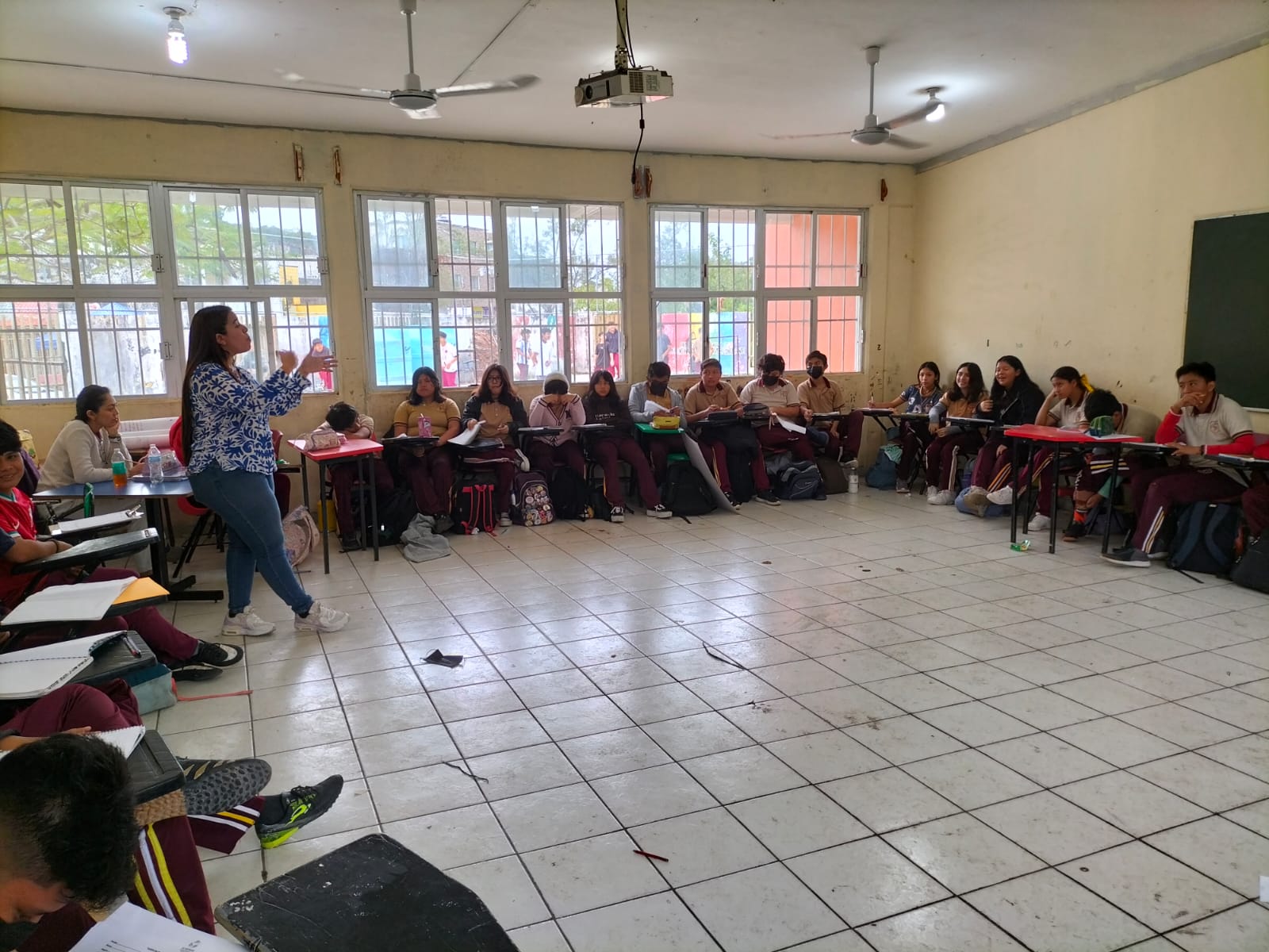 LA SE SIPINNA REALIZA TALLERES EN MATERIA DE SALUD MENTAL EN LA ESCUELA SECUNDARIA GENERAL No. 3 “INSTITUTO CAMPECHANO” EN COORDINACIÓN CON DIFERENTES DEPENDENCIAS GUBERNAMENTALES