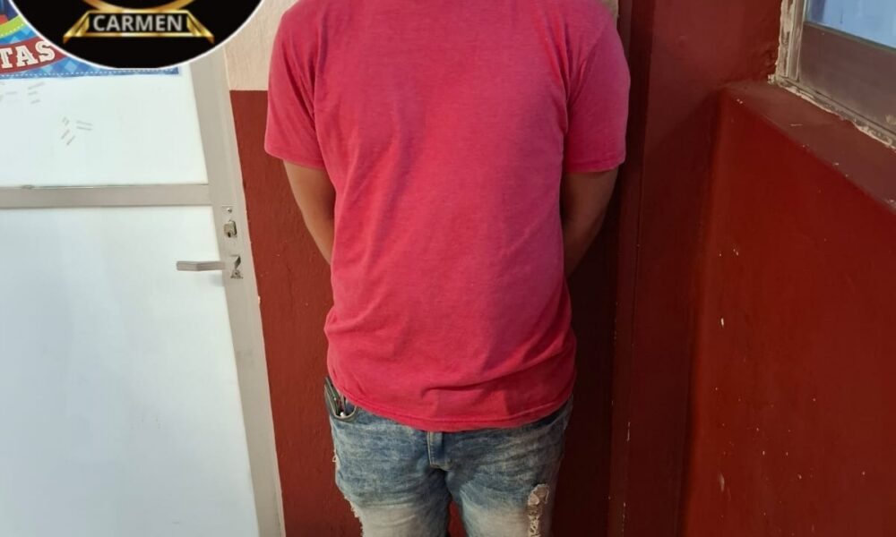 SPSC ASEGURA A SUJETO EN POSESIÓN DE PRESUNTA DROGA EN CARMEN