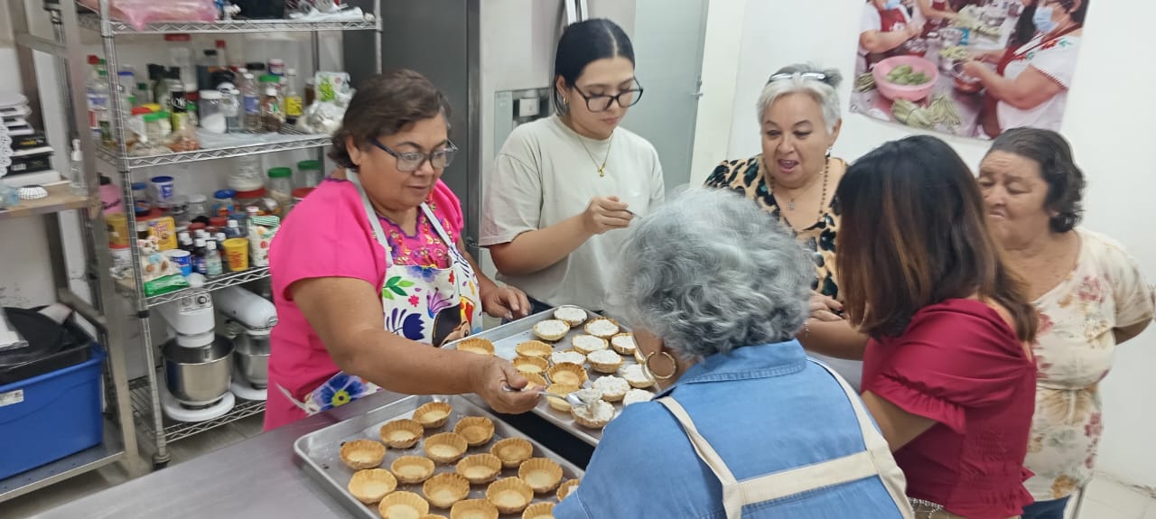 ICAT ACCIÓN MÓVIL SEYBAPLAYA INICIA CURSOS DE ALIMENTOS Y BEBIDAS