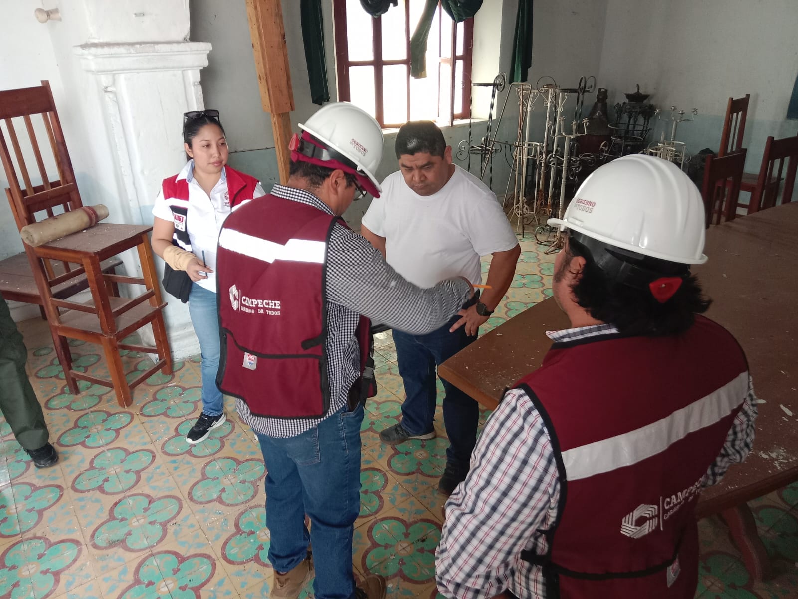 APCEC REALIZA INSPECCIÓN PARA DESCARTAR RIESGO EN HISTÓRICA IGLESIA DE HOPELCHÉN