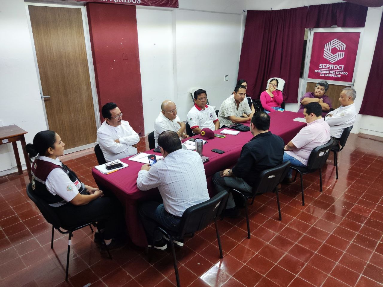 SE REALIZA MESA DE TRABAJO CON LA DIRECCIÓN DE PROTECCIÓN CIVIL DEL MUNICIPIO DE ESCÁRCEGA