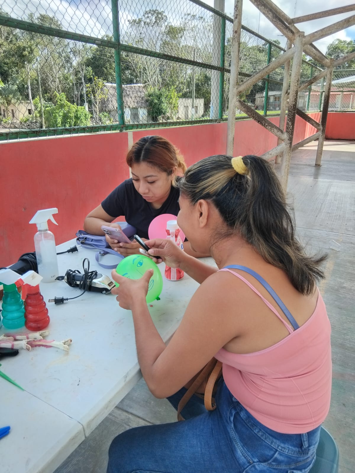 IMPARTICIÓN DEL CURSO “CORTES DE CABELLO PARA CABALLERO Y NIÑO” EN EL MUNICIPIO DE XMABEN, HOPELCHÉN, CAMPECHE