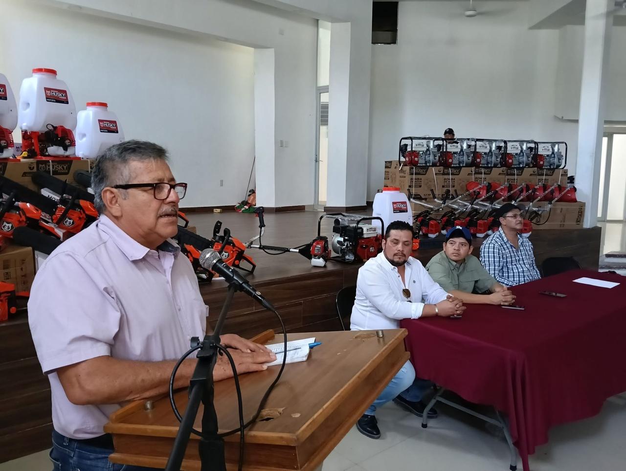 ENTREGA DE EL PROGRAMA 3X1 EN PALIZADA