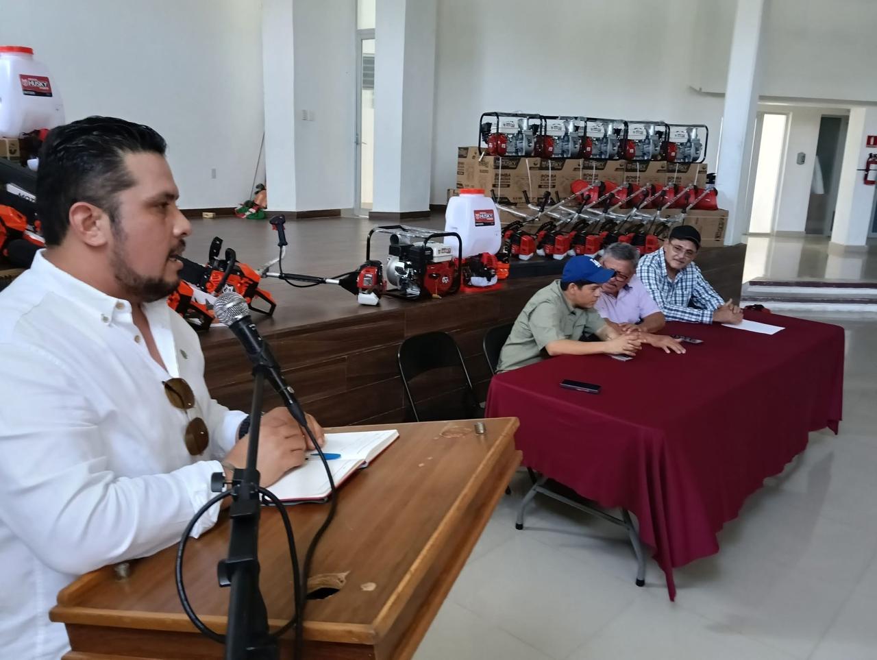 ENTREGA DE EL PROGRAMA 3X1 EN PALIZADA