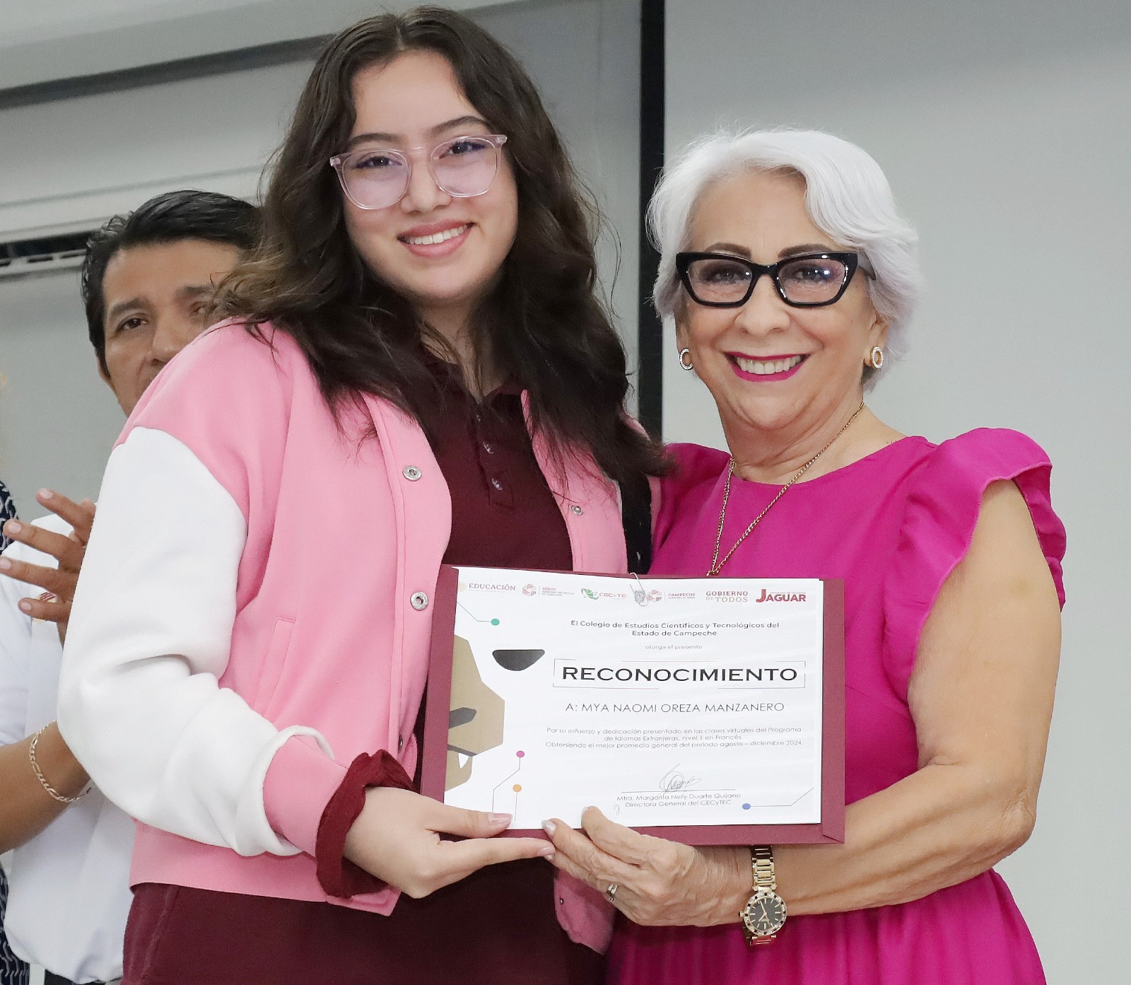 CECyTEC RECONOCE A LAS Y LOS JÓVENES TALENTOS JAGUAR