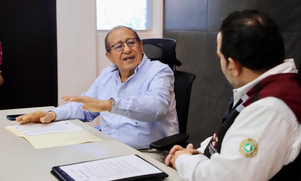 SEPROCI ENTREGA CONSTANCIA DE ACREDITACIÓN DEL PROGRAMA INTERNO A LA ADMINISTRACIÓN PORTUARIA INTEGRAL