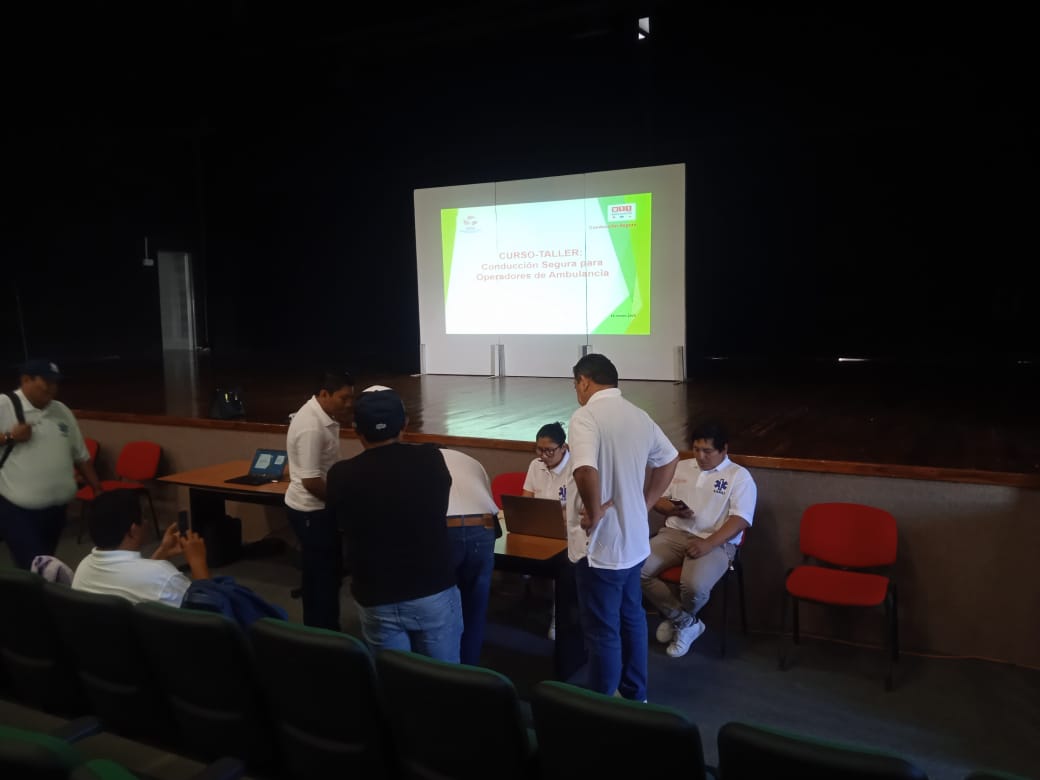 PERSONAL DEL C5 IMPARTE CURSO “CONDUCCIÓN SEGURA PARA OPERADORES DE AMBULANCIA” EN CALKINÍ